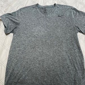 Nike dri fit tee, men’s medium, grey